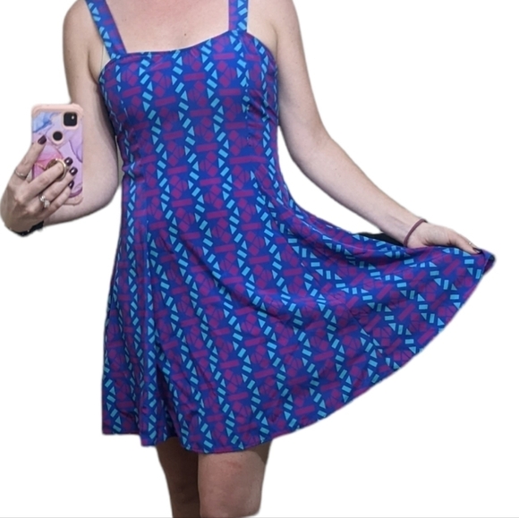 Everly A-line geometric dress - Picture 9 of 13